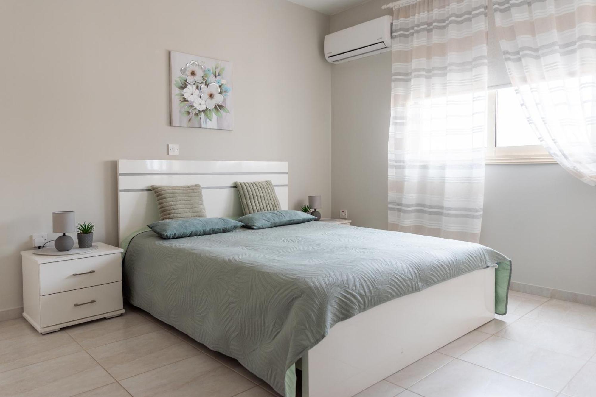 Royal Seacrest А203 Sea View Apartment Paphos Extérieur photo